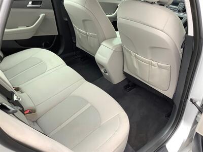 2016 Hyundai SONATA SE   - Photo 27 - Crest Hill, IL 60403