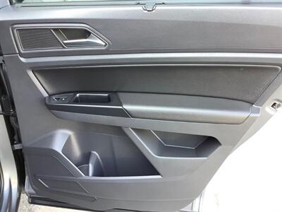 2019 Volkswagen Atlas V6 SE R-Line 4Motion - Photo 36 - Crest Hill, IL 60403