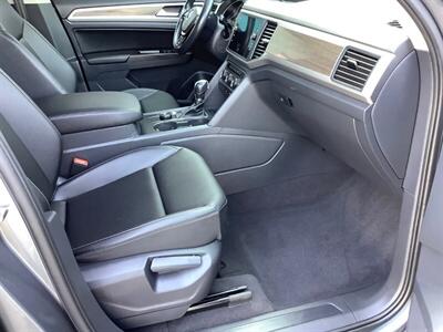 2019 Volkswagen Atlas V6 SE R-Line 4Motion - Photo 46 - Crest Hill, IL 60403