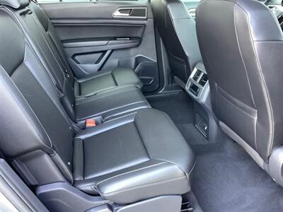 2019 Volkswagen Atlas V6 SE R-Line 4Motion - Photo 39 - Crest Hill, IL 60403