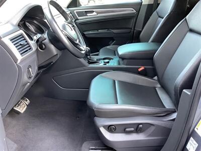 2019 Volkswagen Atlas V6 SE R-Line 4Motion - Photo 13 - Crest Hill, IL 60403