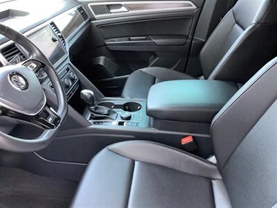 2019 Volkswagen Atlas V6 SE R-Line 4Motion - Photo 14 - Crest Hill, IL 60403
