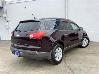 2010 Chevrolet Traverse LT   - Photo 8 - Crest Hill, IL 60403