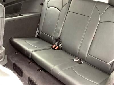 2010 Chevrolet Traverse LT   - Photo 25 - Crest Hill, IL 60403