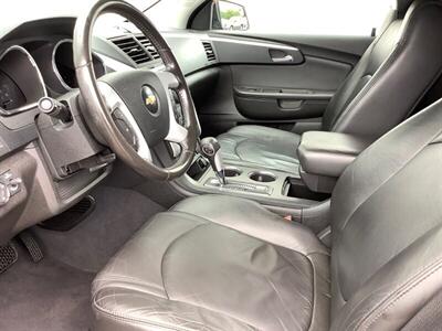 2010 Chevrolet Traverse LT   - Photo 16 - Crest Hill, IL 60403