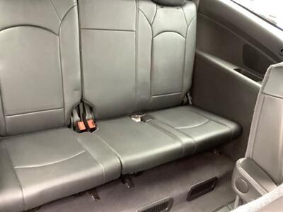 2010 Chevrolet Traverse LT   - Photo 28 - Crest Hill, IL 60403