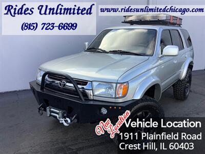 2002 Toyota 4Runner SR5   - Photo 1 - Crest Hill, IL 60403