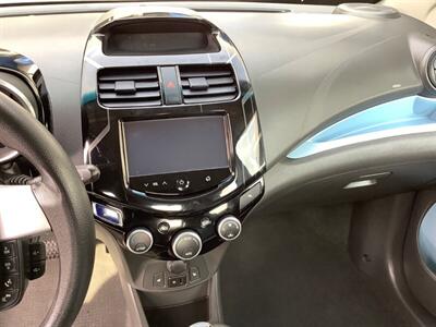 2015 Chevrolet Spark EV 1LT - Photo 14 - Crest Hill, IL 60403