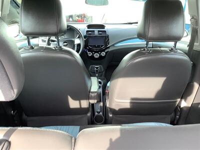 2015 Chevrolet Spark EV 1LT - Photo 33 - Crest Hill, IL 60403