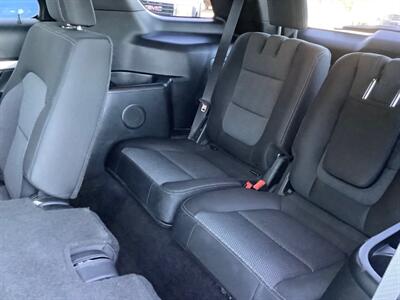 2017 Ford Explorer XLT   - Photo 27 - Crest Hill, IL 60403