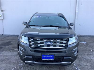 2017 Ford Explorer XLT   - Photo 12 - Crest Hill, IL 60403