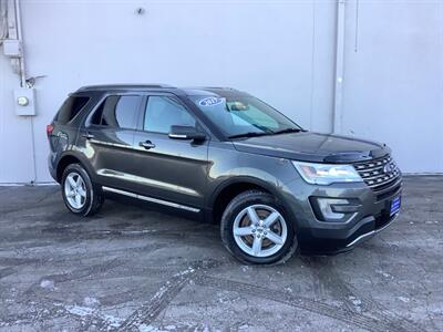 2017 Ford Explorer XLT   - Photo 11 - Crest Hill, IL 60403