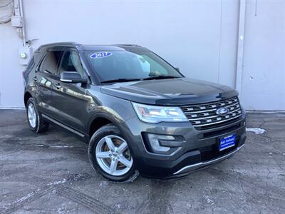 2017 Ford Explorer XLT   - Photo 10 - Crest Hill, IL 60403