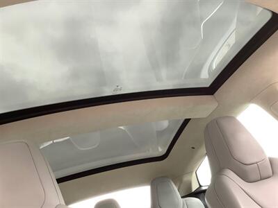2016 Tesla Model S 90D - Photo 42 - Crest Hill, IL 60403