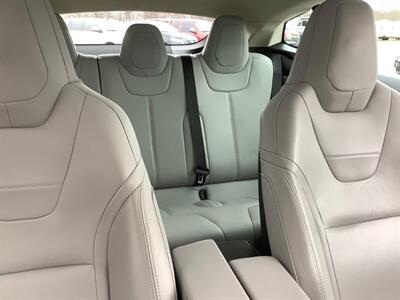 2016 Tesla Model S 90D - Photo 41 - Crest Hill, IL 60403