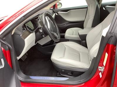 2016 Tesla Model S 90D - Photo 14 - Crest Hill, IL 60403