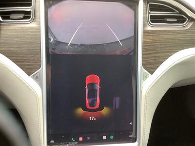 2016 Tesla Model S 90D - Photo 10 - Crest Hill, IL 60403