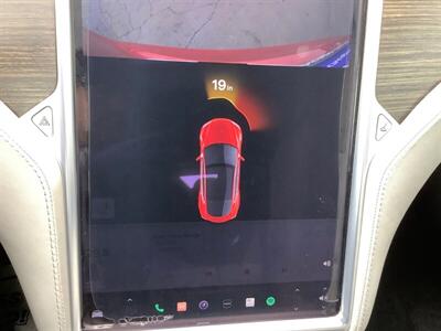 2016 Tesla Model S 90D - Photo 11 - Crest Hill, IL 60403