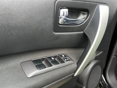 2014 Nissan Rogue Select S   - Photo 16 - Crest Hill, IL 60403