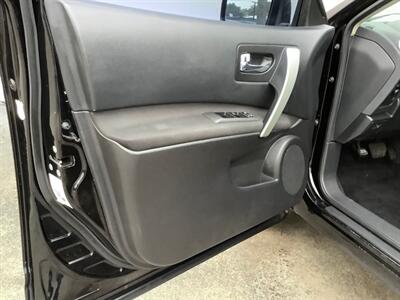 2014 Nissan Rogue Select S   - Photo 15 - Crest Hill, IL 60403