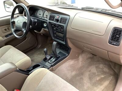 2000 Toyota 4Runner SR5 - Photo 28 - Crest Hill, IL 60403