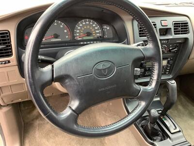 2000 Toyota 4Runner SR5 - Photo 15 - Crest Hill, IL 60403