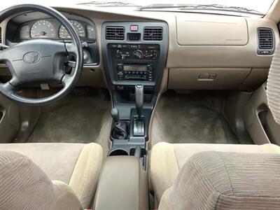 2000 Toyota 4Runner SR5 - Photo 33 - Crest Hill, IL 60403