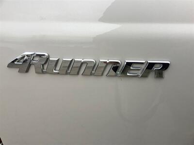 2000 Toyota 4Runner SR5 - Photo 35 - Crest Hill, IL 60403