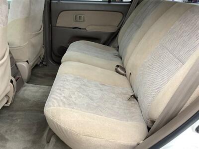 2000 Toyota 4Runner SR5 - Photo 20 - Crest Hill, IL 60403