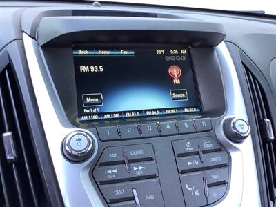 2017 Chevrolet Equinox Premier   - Photo 18 - Crest Hill, IL 60403