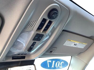 2017 Chevrolet Equinox Premier - Photo 36 - Crest Hill, IL 60403