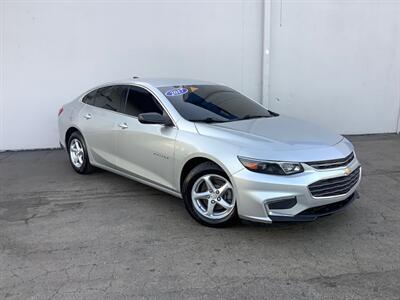 2017 Chevrolet Malibu LS   - Photo 11 - Crest Hill, IL 60403