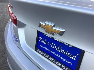 2017 Chevrolet Malibu LS - Photo 29 - Crest Hill, IL 60403