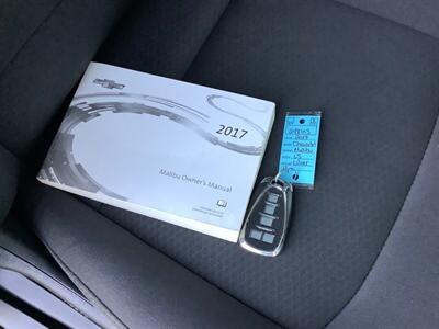 2017 Chevrolet Malibu LS - Photo 35 - Crest Hill, IL 60403