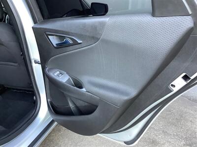2017 Chevrolet Malibu LS   - Photo 27 - Crest Hill, IL 60403