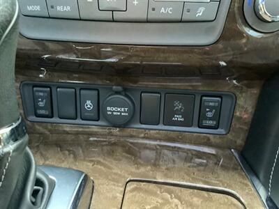 2017 INFINITI QX80   - Photo 23 - Crest Hill, IL 60403