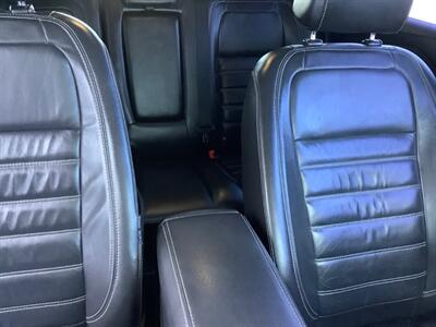 2017 Ford Escape Titanium   - Photo 36 - Crest Hill, IL 60403