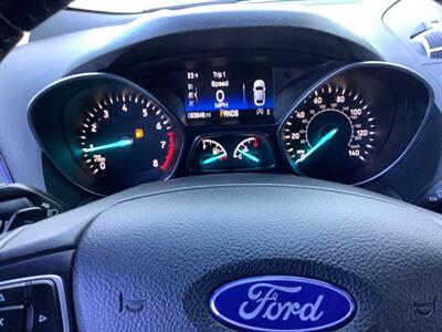 2017 Ford Escape Titanium   - Photo 23 - Crest Hill, IL 60403