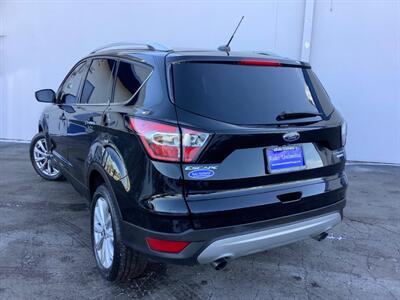 2017 Ford Escape Titanium   - Photo 4 - Crest Hill, IL 60403