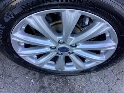 2017 Ford Escape Titanium   - Photo 43 - Crest Hill, IL 60403