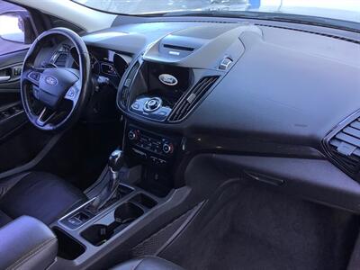 2017 Ford Escape Titanium   - Photo 34 - Crest Hill, IL 60403