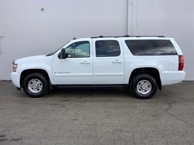 2008 Chevrolet Suburban LT 2500   - Photo 3 - Crest Hill, IL 60403