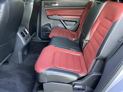 2022 Volkswagen Atlas Cross Sport V6 SEL Premium R-Line 4Motion   - Photo 31 - Crest Hill, IL 60403