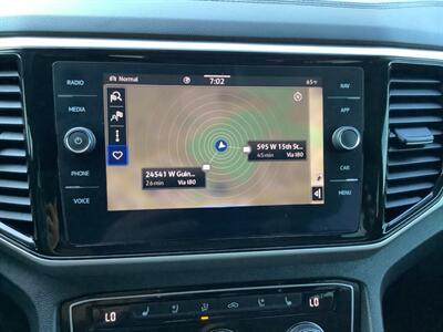 2022 Volkswagen Atlas Cross Sport V6 SEL Premium R-Line 4Motion   - Photo 20 - Crest Hill, IL 60403