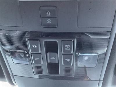 2022 Volkswagen Atlas Cross Sport V6 SEL Premium R-Line 4Motion   - Photo 47 - Crest Hill, IL 60403