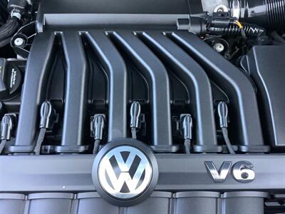 2022 Volkswagen Atlas Cross Sport V6 SEL Premium R-Line 4Motion   - Photo 64 - Crest Hill, IL 60403