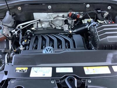 2022 Volkswagen Atlas Cross Sport V6 SEL Premium R-Line 4Motion   - Photo 61 - Crest Hill, IL 60403