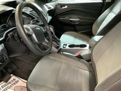 2013 Ford Escape SE   - Photo 14 - Crest Hill, IL 60403