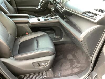 2024 Toyota Sienna XSE 7-Passenger   - Photo 37 - Crest Hill, IL 60403