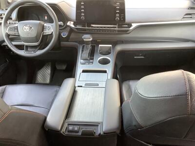2024 Toyota Sienna XSE 7-Passenger   - Photo 46 - Crest Hill, IL 60403